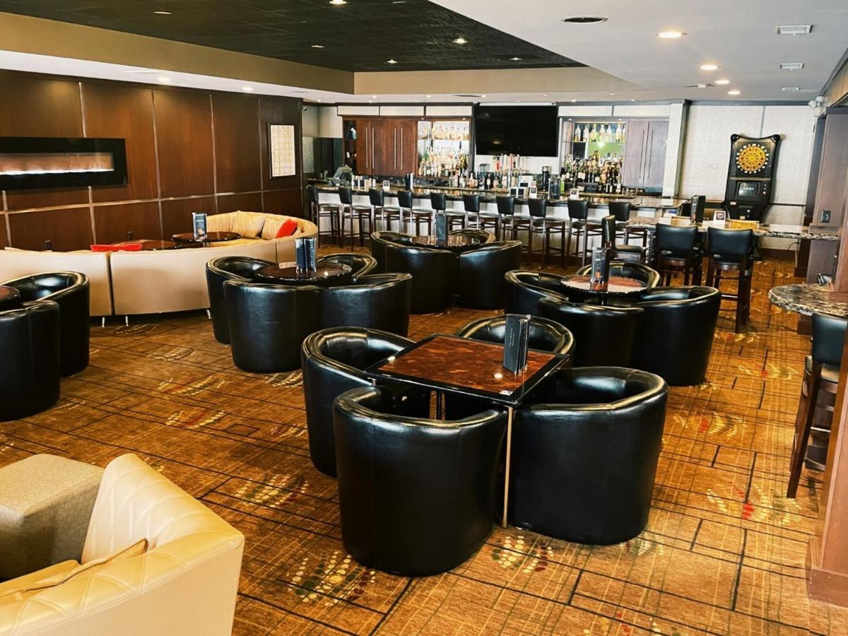 วินด์แฮม การ์เดน วอร์ซอว์ Hotel ภายนอก รูปภาพ