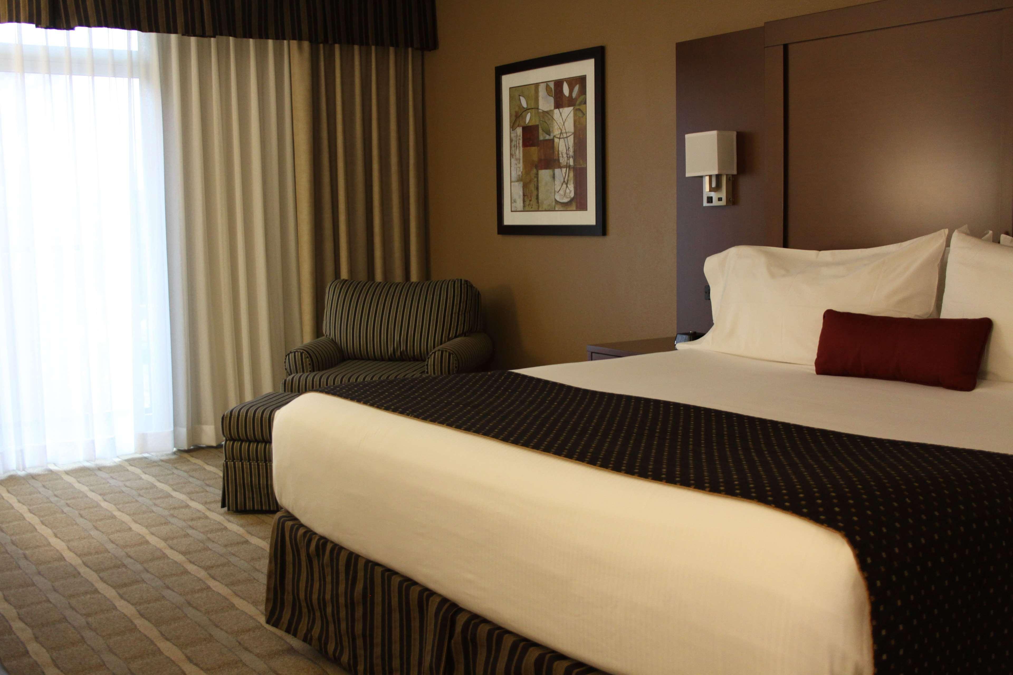 วินด์แฮม การ์เดน วอร์ซอว์ Hotel ภายนอก รูปภาพ