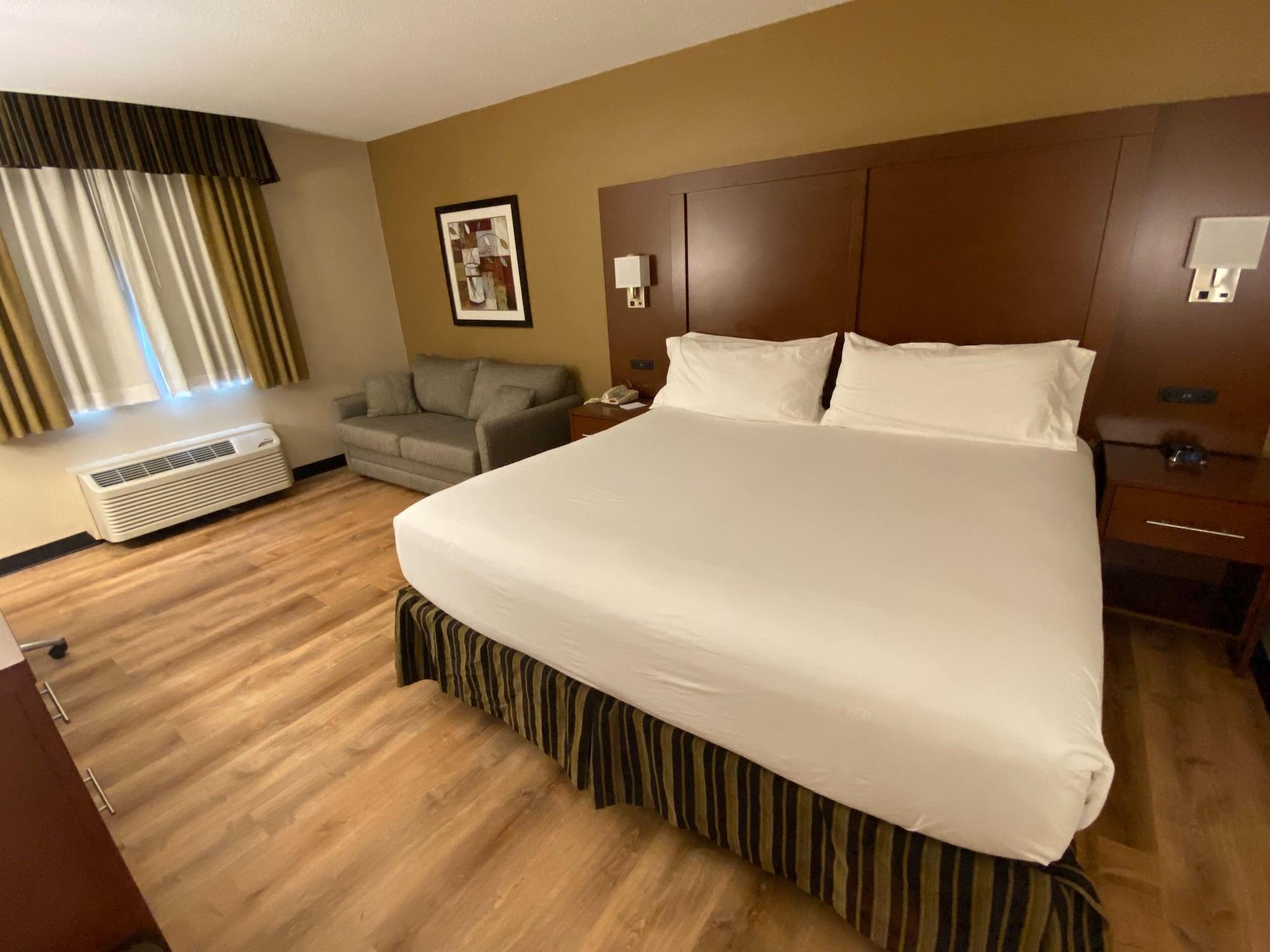 วินด์แฮม การ์เดน วอร์ซอว์ Hotel ภายนอก รูปภาพ