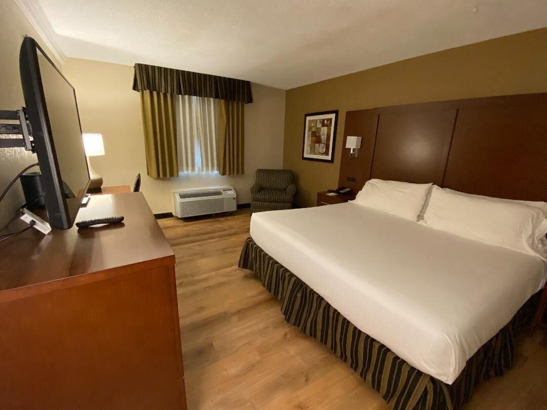 วินด์แฮม การ์เดน วอร์ซอว์ Hotel ภายนอก รูปภาพ