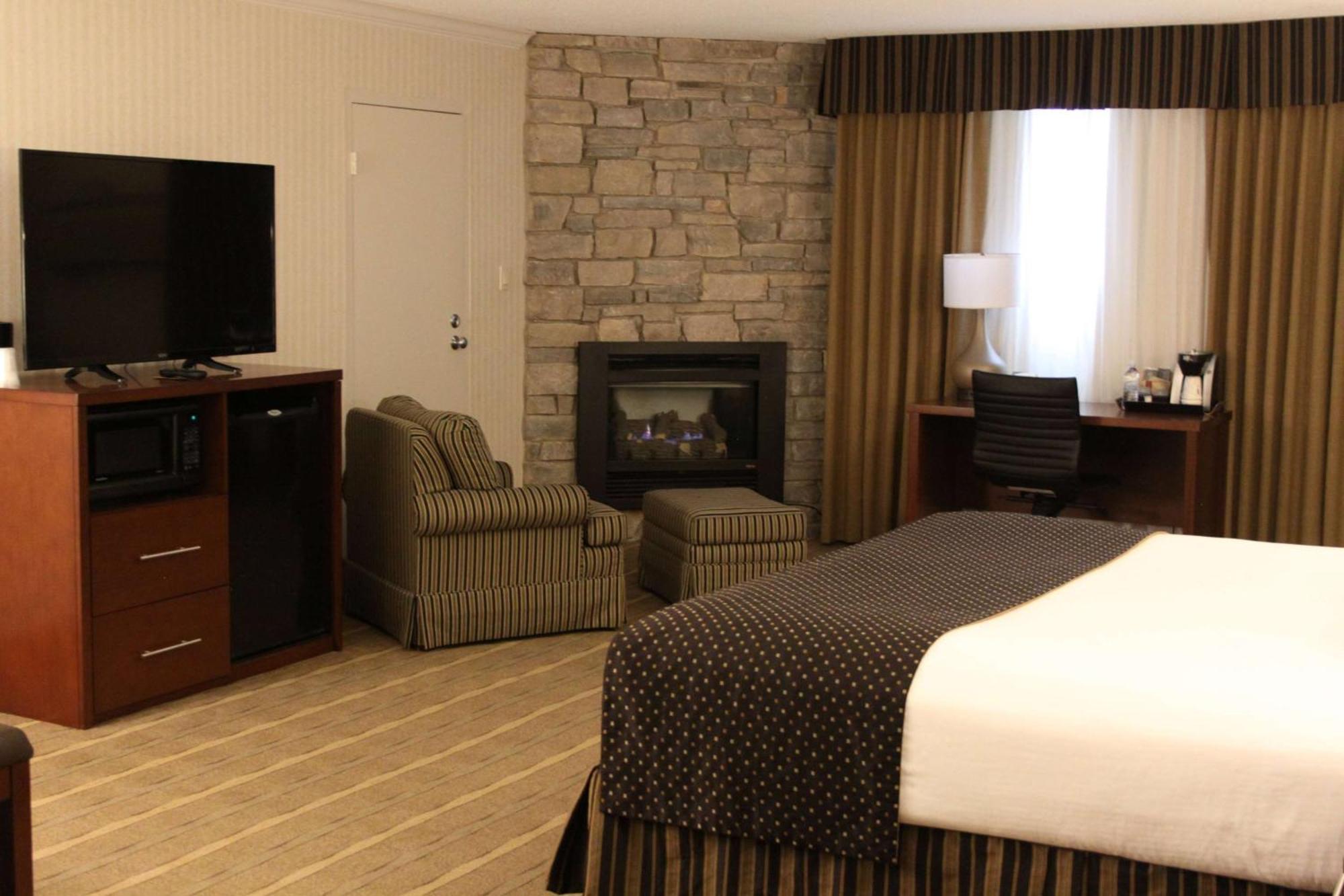 วินด์แฮม การ์เดน วอร์ซอว์ Hotel ภายนอก รูปภาพ